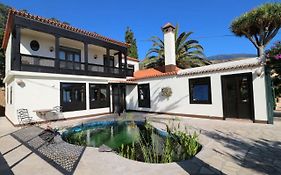 Villa Escondida